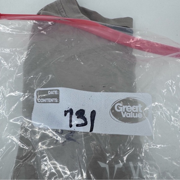 WOLF Men's Gray‎ T-Shirt - Picture 8 of 9